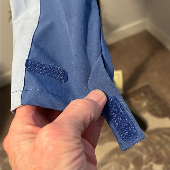 Run Disney 2024 Jacket - Picture 10 of 15